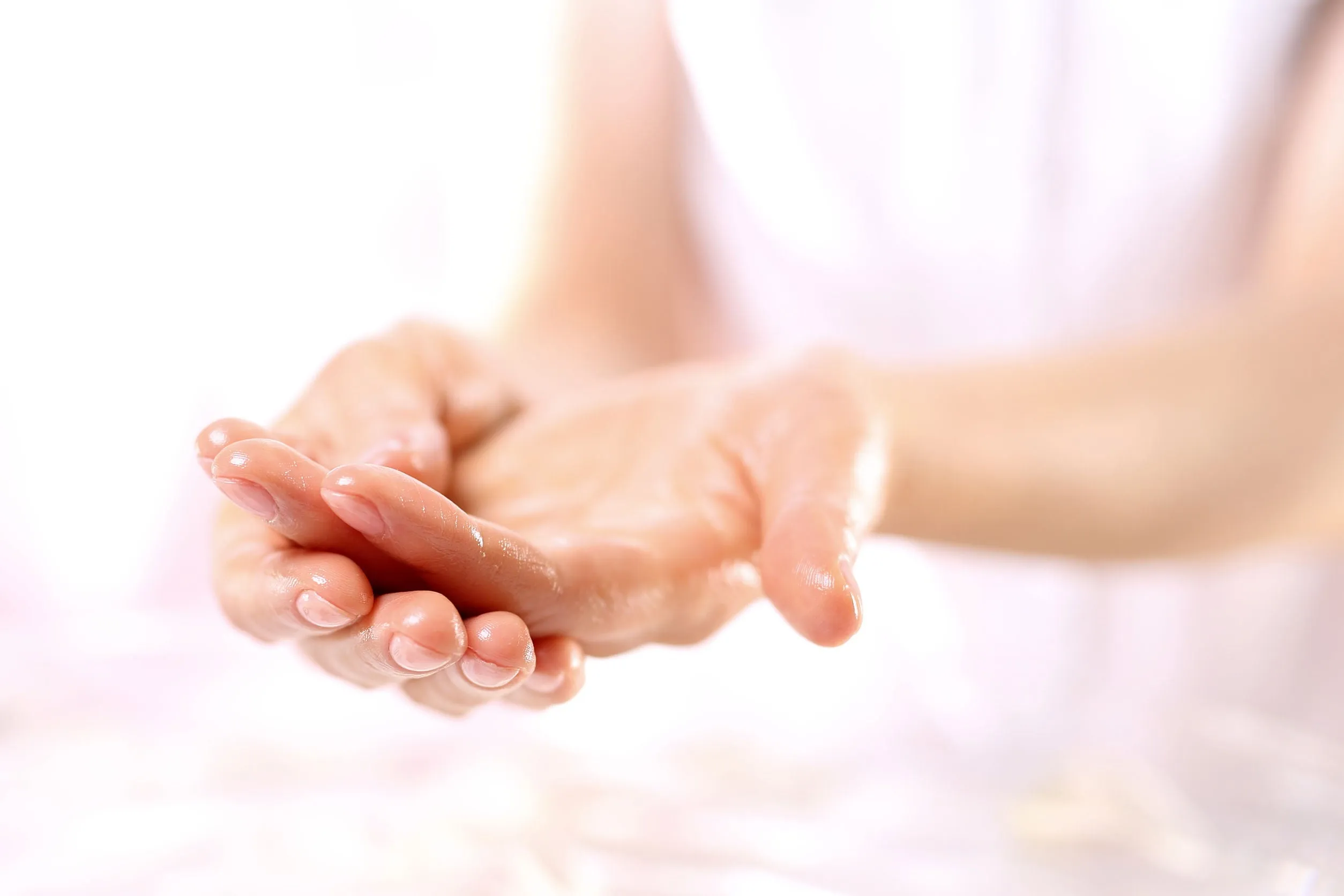 6 CE Hour Aromatherapy Bodywork Basics (Computer-Based Live Interactive Webinar)