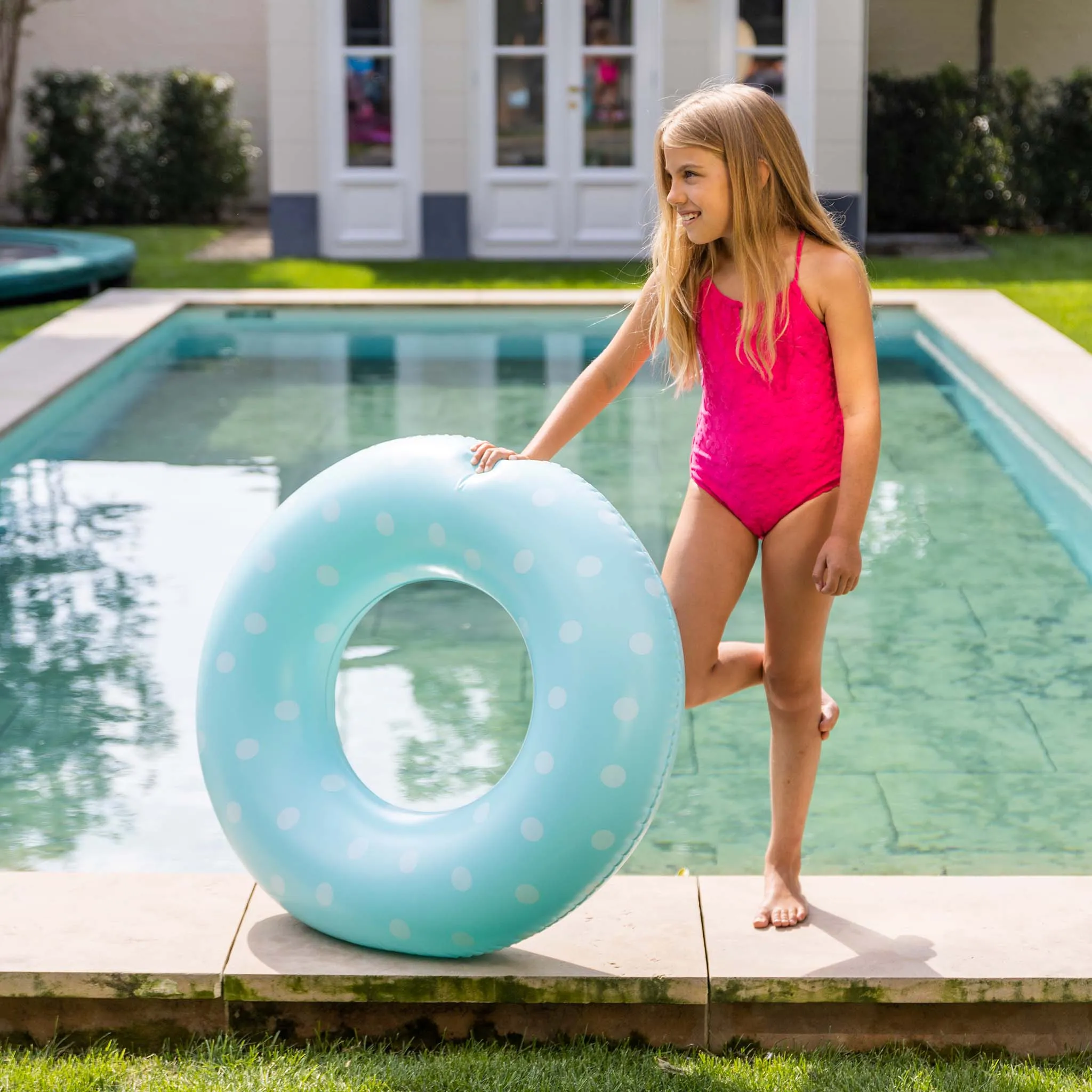 Circle Delight | Blue Pool Float  90 cm
