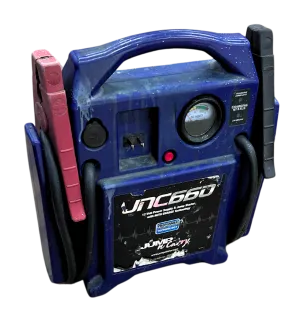 Clore Automotive Jump-N-Carry JNC660 1700 Peak Amp 12 Volt Jump Starter