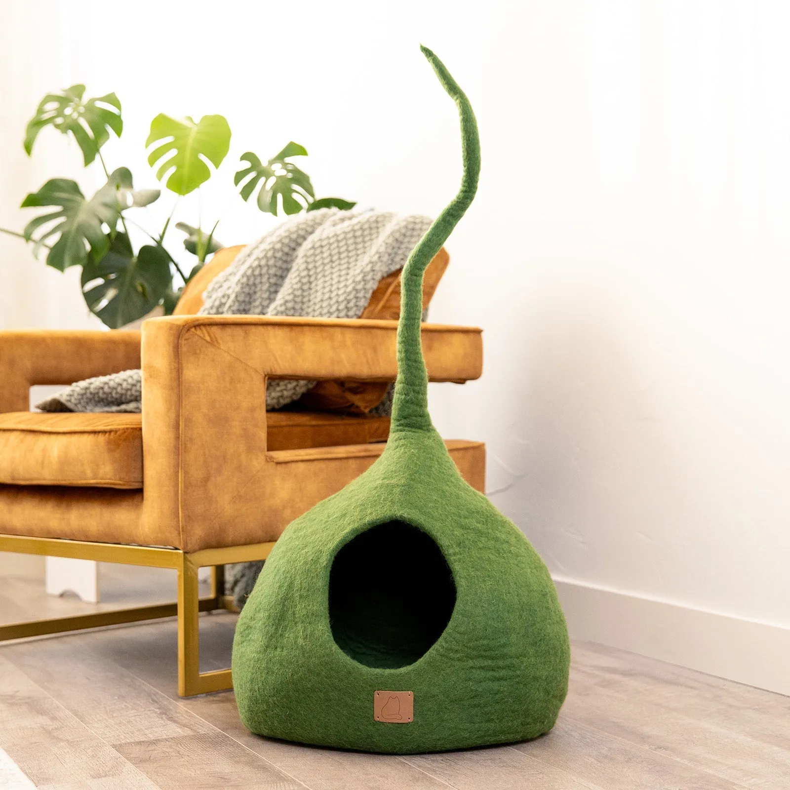 Forest Green | Tail Style Cave