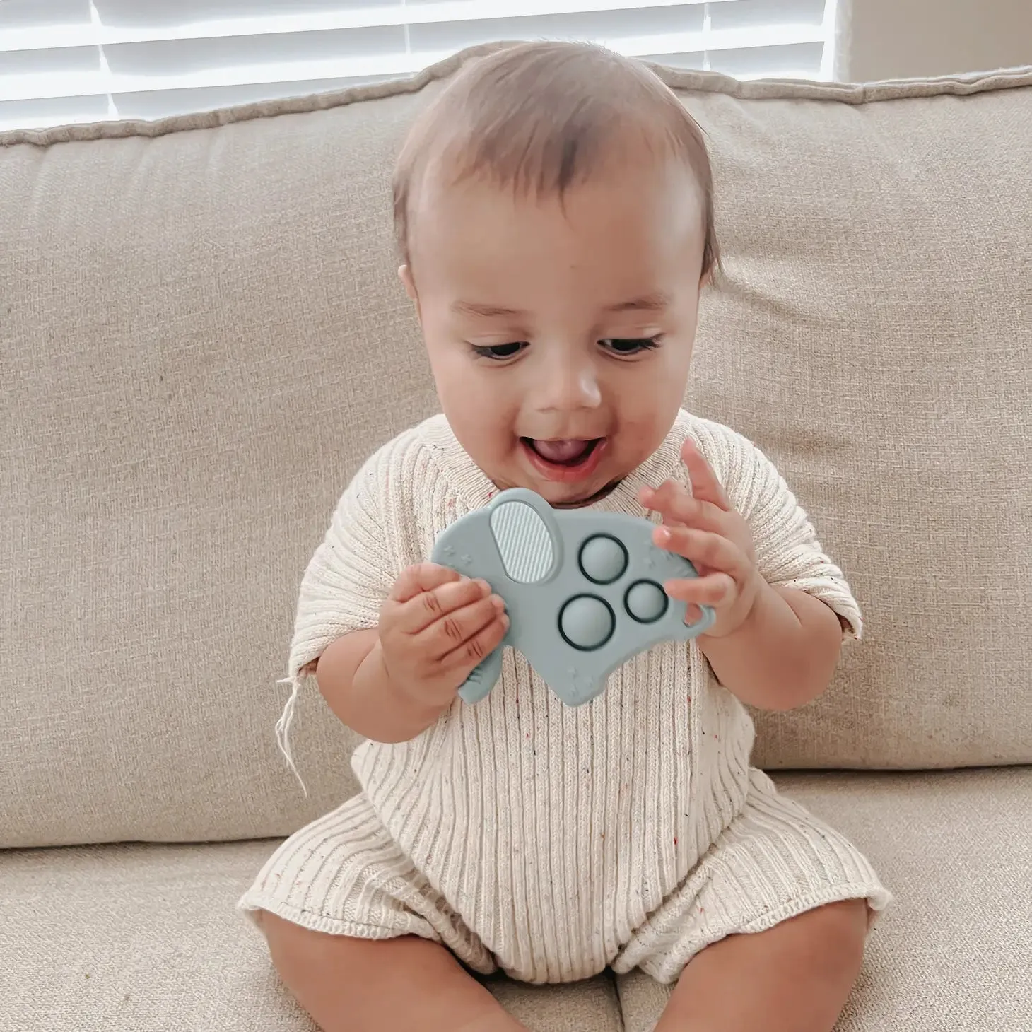 The Itzy Pop Teether - Elephant